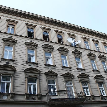 Capital Guesthouse Budapest Exterior foto